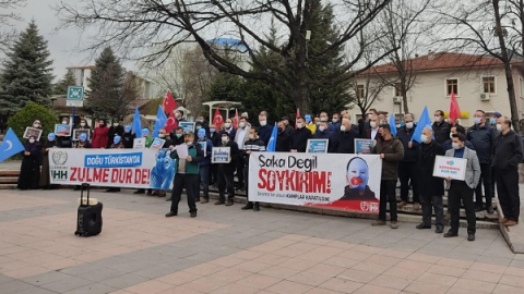 BUGÜN DOĞU TÜRKİSTAN'DA YAŞANANLAR "ŞAKA DEĞİL SOYKIRIM"