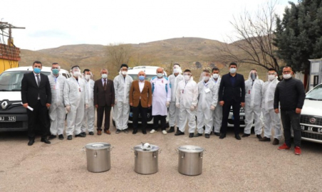 KAZANLAR İHTİYAÇ SAHİBİ VATANDAŞLAR İÇİN KAYNADI