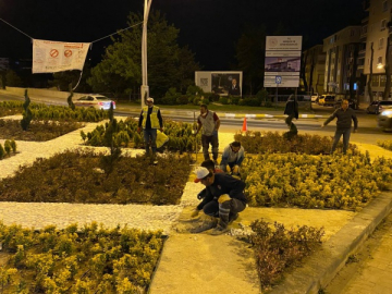 PARK VE BAHÇELERDE GECE MESAİSİ
