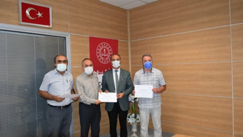 HACI MURAD-I VELİ AİHL 2 PROJEYLE TÜRKİYE DERECESİ YAPTI