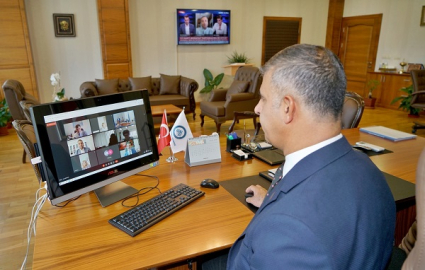 REKTÖR ÇİFTÇİ ULUSLARARASI KONFERANSTA ONUR KONUĞU OLARAK AÇILIŞ KONUŞMASI YAPTI