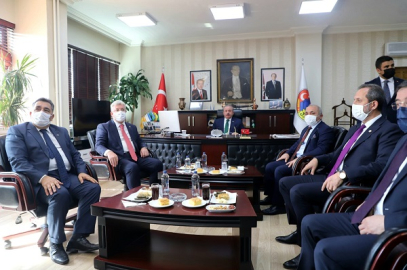 MECLİS BAŞKANI ŞENTOP BAŞKAN ESEN'İ ZİYARET ETTİ