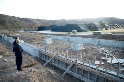 BAŞKAN ESEN ÇALIŞMALARI YAKINDAN TAKİP EDİYOR