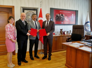 ÇAKÜ VE İL MİLLİ EĞİTİM MÜDÜRLÜĞÜ ARASINDA İŞBİRLİĞİ PROTOKOLÜ İMZALANDI