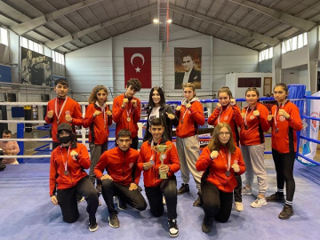 ÇANKIRILI GENÇ SPORCULAR MADALYAYA DOYMUYOR