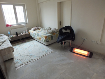 ÖZDEMİR: "1074 ÇANKIRISPOR'LU FUTBOLCULAR TESİSTE ELEKTRİK SOBASIYLA ISINIYOR"