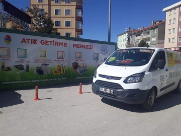 ÇANKIRI BELEDİYESİ 1 YILDA 5 BİN TONUN ÜZERİNDE ATIK TOPLADI