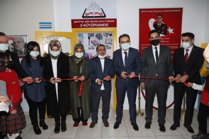 ŞEHİDİMİZ ADINA YAPTIRILAN KÜTÜPHANENİN AÇILIŞI VALİ AYAZ TARAFINDAN GERÇEKLEŞTİRİLDİ