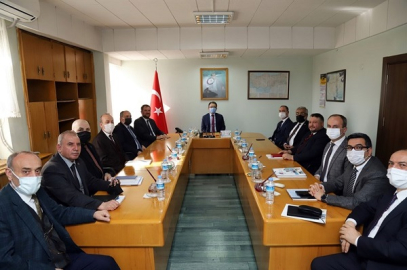 İL ÖZEL İDARESİ 2021 YILI FAALİYET RAPORU SUNUMU GERÇEKLEŞTİRİLDİ