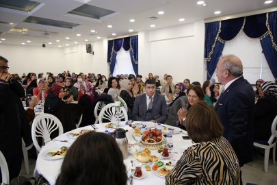 BAŞKAN ESEN'DEN KADIN PERSONELİNE 8 MART JESTİ