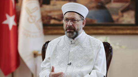 ERBAŞ: "TERAVİH NAMAZLARI CAMİLERDE CEMAATLE KILINABİLECEK"