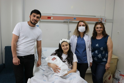 AZERİ ANNE DOĞUM İÇİN KARATEKİN HASTANESİ'Nİ SEÇTİ