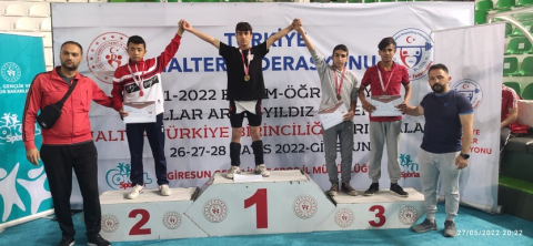 GENÇ SPORCULARIMIZDAN HALTERDE ÇANKIRI'YA 2 ALTIN MADALYA