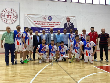 ÇANKIRI İŞİTME ENGELLİLER SPOR KULÜBÜ VOLEYBOL TAKIMI 1. LİGDE