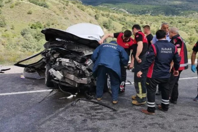 KESECİK KÖYÜ YAKINLARINDAKİ TRAFİK KAZASINDA 2 KİŞİ HAYATINI KAYBETTİ