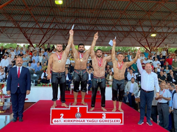 ÇANKIRI'LI GÜREŞÇİLER KIRKPINAR ER MEYDANINA ÇIKTI