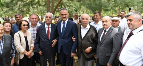 KULLANILMAYAN KÖY OKULLARI KÖY YAŞAM MERKEZLERİNE DÖNÜŞÜYOR