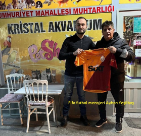 ÜNLÜ İSİMLER DE KRİSTAL AKVARYUM PETSHOP'U TERCİH EDİYOR DESTEKLİYOR