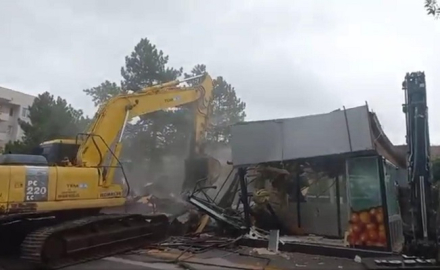 ALAADDİN ARSLAN: "YIKIM KARARI HUKUKA AYKIRIDIR, BELEDİYE SUÇ İŞLEMİŞTİR"