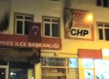 ÇERKEŞ'TE KIZ YURDUNA MOLOTOF KOKTEYLİ ATAN ŞAHIS YAKALANDI