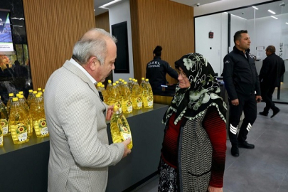 GÜNEBAKANLAR BİTKİSEL YAĞA DÖNÜŞTÜ