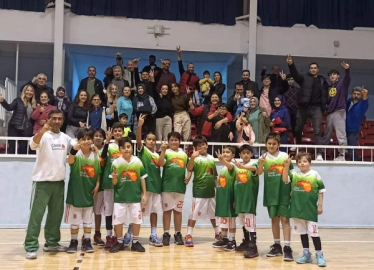 ÇBA U12 TAKIMI ANKARA'YI SALLIYOR