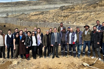 ÇAKÜ HUKUK FAKÜLTESİ PERSONELİNDEN VEFA MEYVE BAHÇESİ