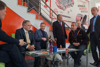 MEHMET ALİ KARAMEMİŞ: "SANATKÂRIN YAĞLI ELLERİ ALINTERİ RENGİNDEDİR"