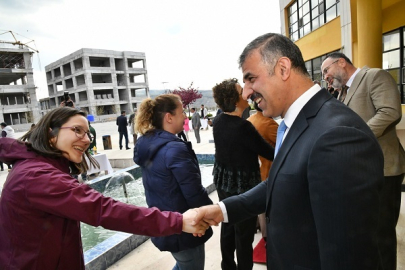 ÇAKÜ'DE BAYRAMLAŞMA COŞKUSU