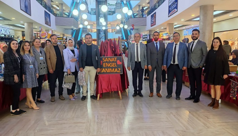 ÖZEL ÖĞRENCİLERİN "SANAT ENGEL TANIMAZ" SERGİSİNE YOĞUN İLGİ