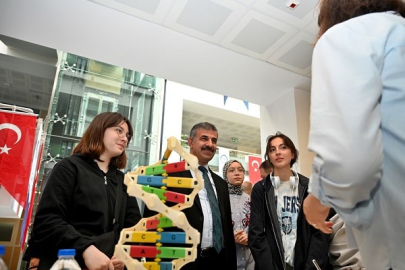 ÇAKÜ FEN FAKÜLTESİ 1. BİLİM ŞENLİĞİNE YOĞUN İLGİ