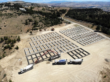 YENİ MEZARLIK ALANINDA İLK ETAP ÇALIŞMALARI SÜRÜYOR