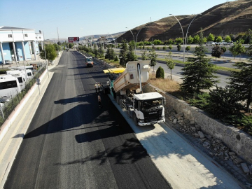 HACETTEPE CADDESİ'NDE YOL YENİLEME ÇALIŞMASI TAMAMLANDI