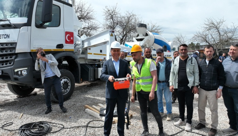 ÇERKEŞ KAPALI OLİMPİK YÜZME HAVUZUNA KAVUŞUYOR