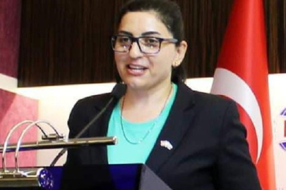 GAZETECİ ŞEHLA ASLAN: "GANİRE PAŞAYEVA'NIN TÜRK DÜNYASININ İDEALLERİ UĞRUNDA MÜCADELESİNİ BİZ DEVAM ETTİRMELİYİZ"