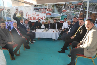 BAŞKAN ESEN HEMŞEHRİLERİ İLE BAŞKENTTE HASRET GİDERDİ