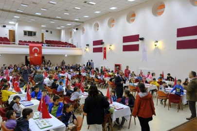 CUMHURİYET'İN 100. YILINDA 100 KATILIMCI İLE ZEKA OYUNLARI TURNUVASI DÜZENLENDİ