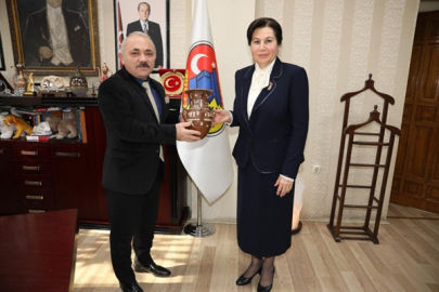 KAMU GÖREVLİLERİ ETİK KURULUNDAN BAŞKAN ESEN'E ZİYARET