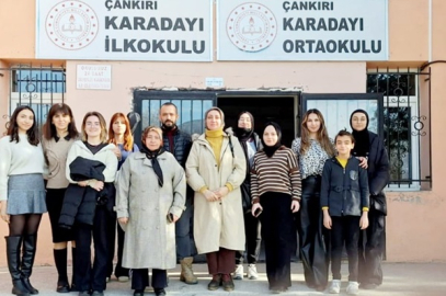 BİR YÜREKTE TEBESSÜM OL