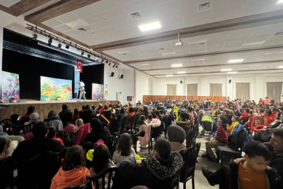 ÇERKEŞTE TİYATRO VE YÜZME HAVUZU COŞKUSU