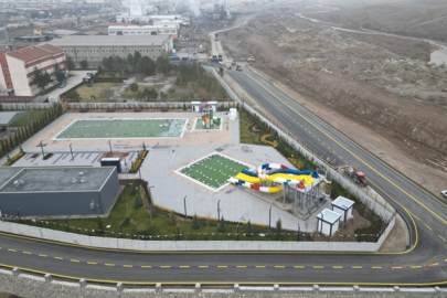 BAŞKAN ESEN'DEN AQUAPARK ÇEVRESİNE SON RÖTUŞ