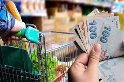 TÜRK-İŞ'E GÖRE AYLIK 52 BİN 955 LİRA KAZANMIYORSANIZ YOKSULSUNUZ