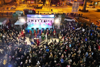 200 DRONE ÇANKIRI SEMALARINDA NEVRUZ ATEŞİ YAKTI