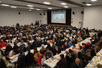 ÇERKEŞ BELEDİYESİ KÜLTÜR MERKEZİ GELENEKSEL HALK İFTARINDA DOLDU TAŞTI