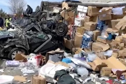 ÇERKEŞ'TE TRAFİK KAZASI  "4 ÖLÜ 3 YARALI"