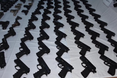 71 İLDE EŞZAMANLI DÜZENLENEN MERCEK 16 OPERASYONLARINDA 912 SİLAH ELE GEÇİRİLDİ