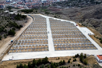 ÇANKIRI BELEDİYESİ YENİ MEZARLIK ALANINDA YER TAHSİSİNE BAŞLADI