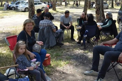 İZMİRDE YAŞAYAN ÇANKIRILILAR, ANNELER GÜNÜ ETKİNLİĞİNDE BİR ARAYA GELDİ