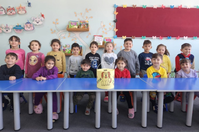 BİR PATİ DE SEN TUT