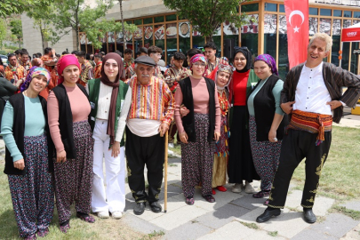 ENGELSİZ BİR DÜNYA İÇİN ELELE